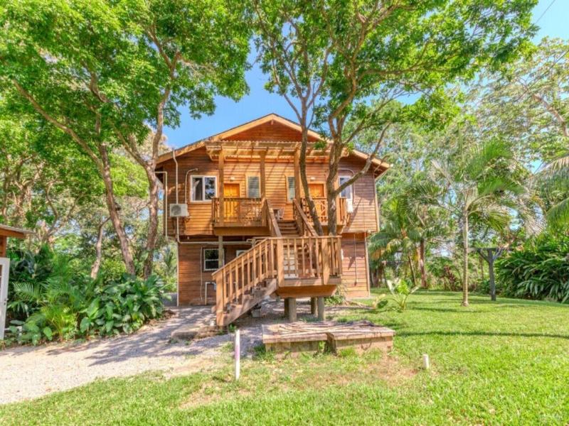 Guava Grove Resort Villas image