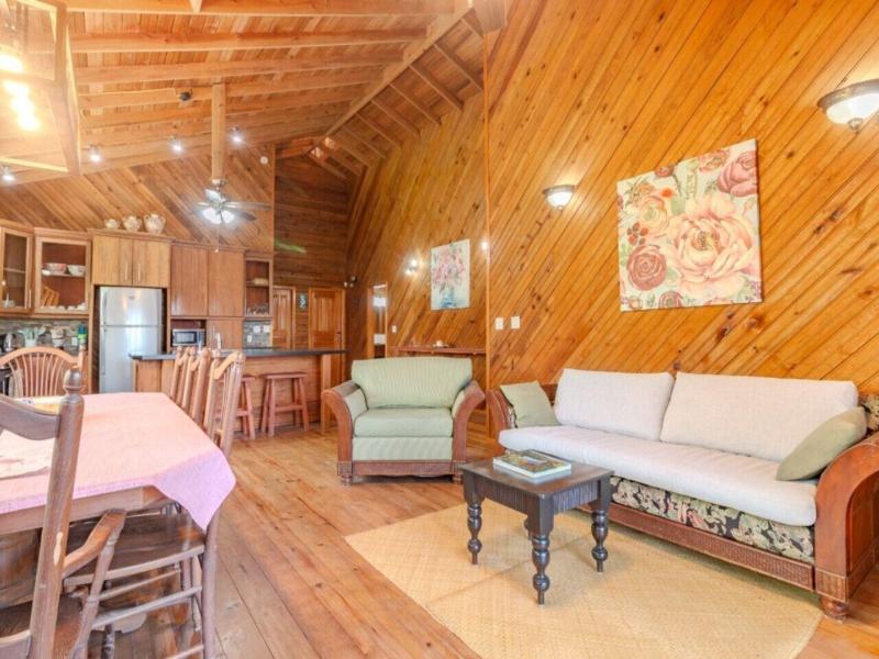 Guava Grove Resort Villas image