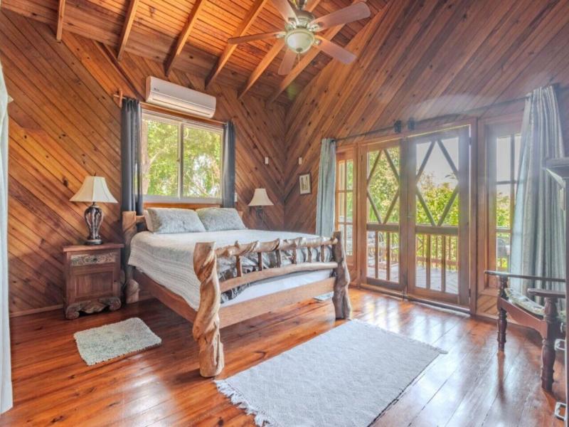 Guava Grove Resort Villas image