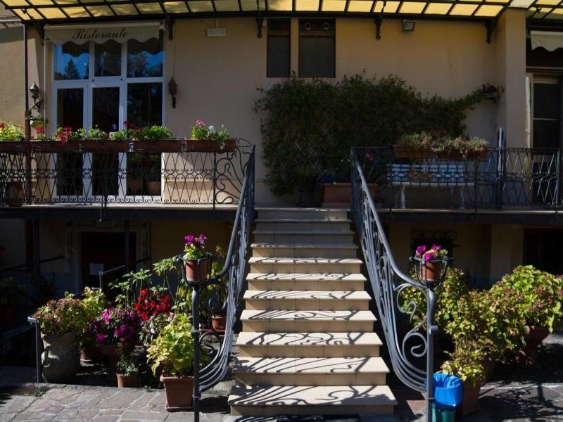 Albergo Amici image