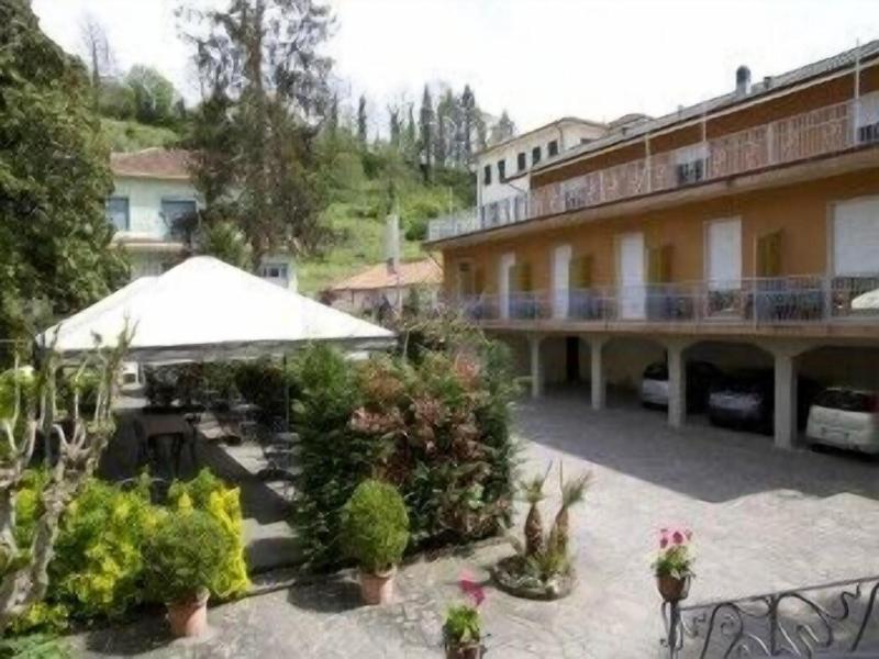 Albergo Amici image