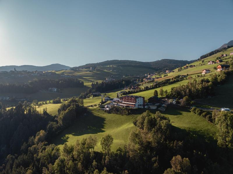 Panorama Hotel Huberhof image