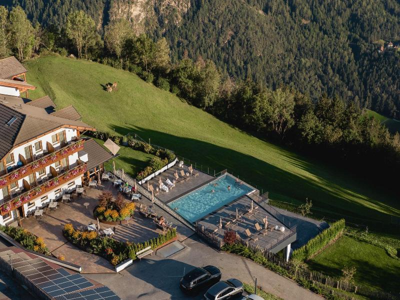 Panorama Hotel Huberhof image