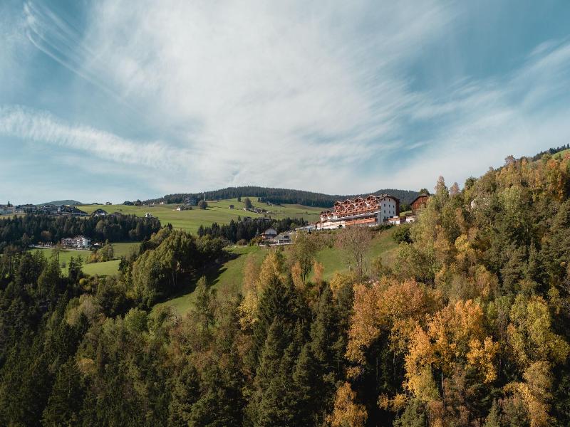 Panorama Hotel Huberhof image