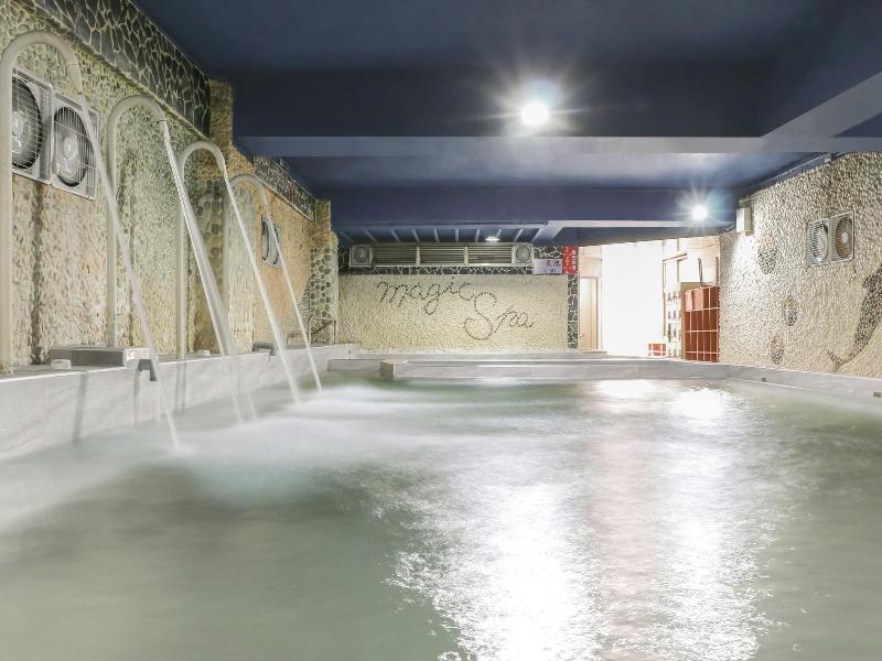 Tong Pu Hotel image