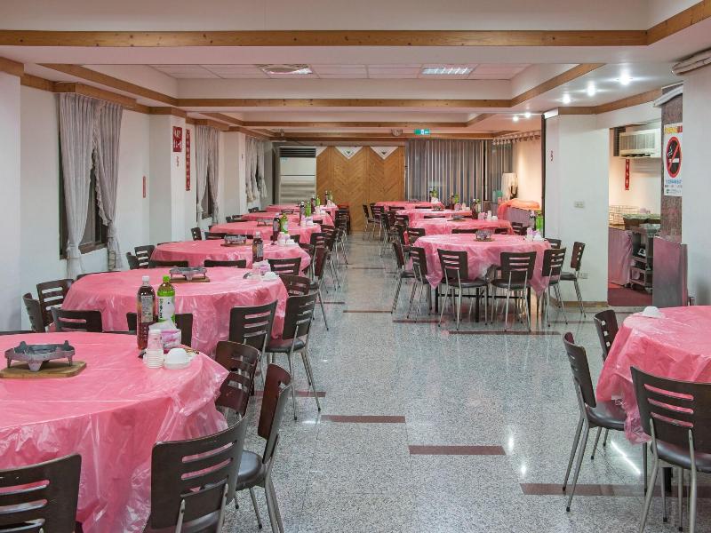 Tong Pu Hotel image