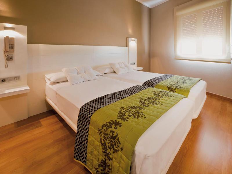 Hotel Fuente El Cura image
