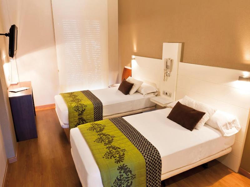 Hotel Fuente El Cura image