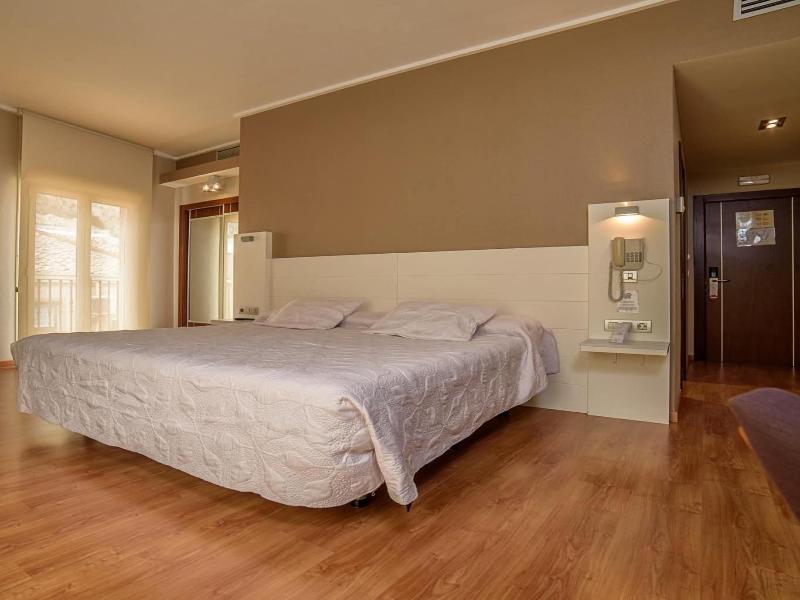 Hotel Fuente El Cura image