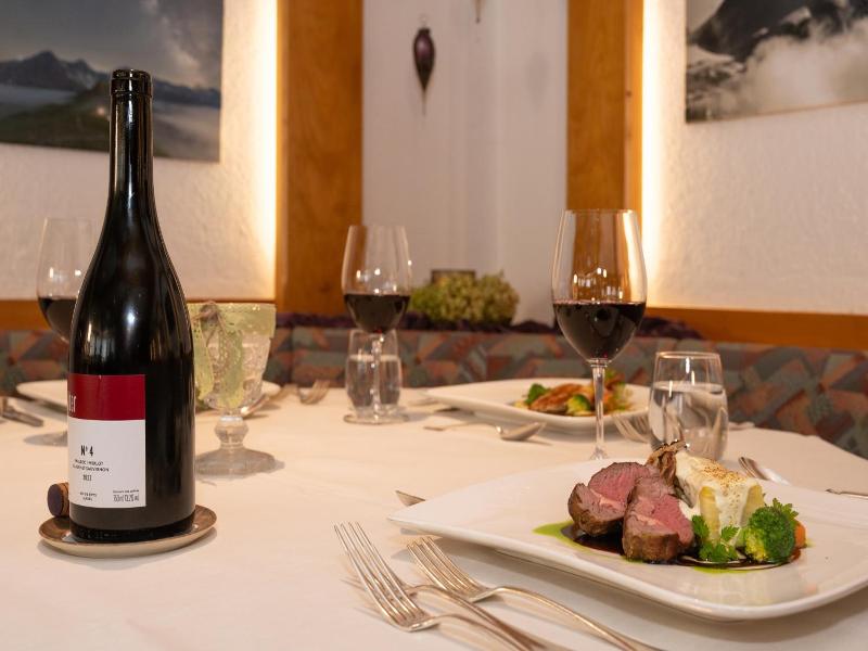 Hotel Restaurant Alpina image