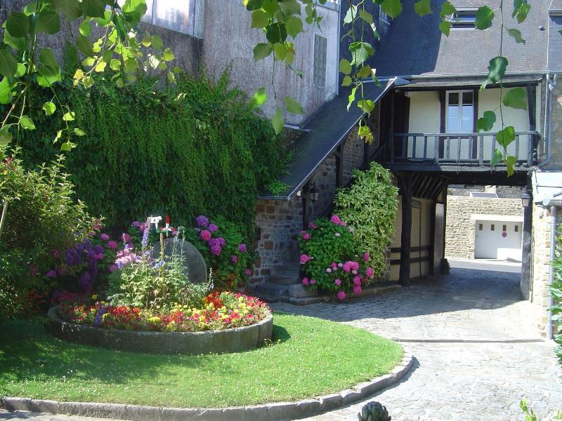 Hôtel De La Croix D'or image