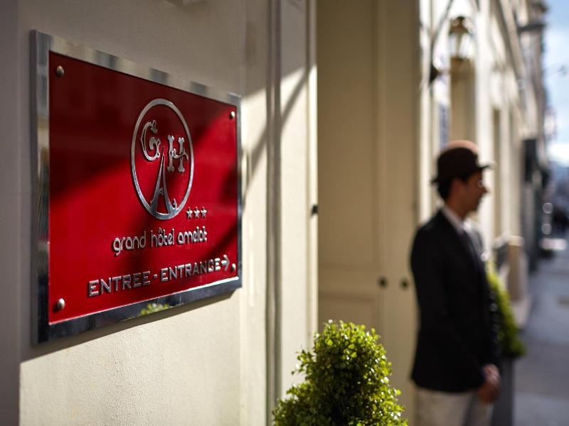 Grand Hôtel Amelot image