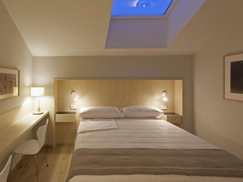 San Gil Plaza Hotel image