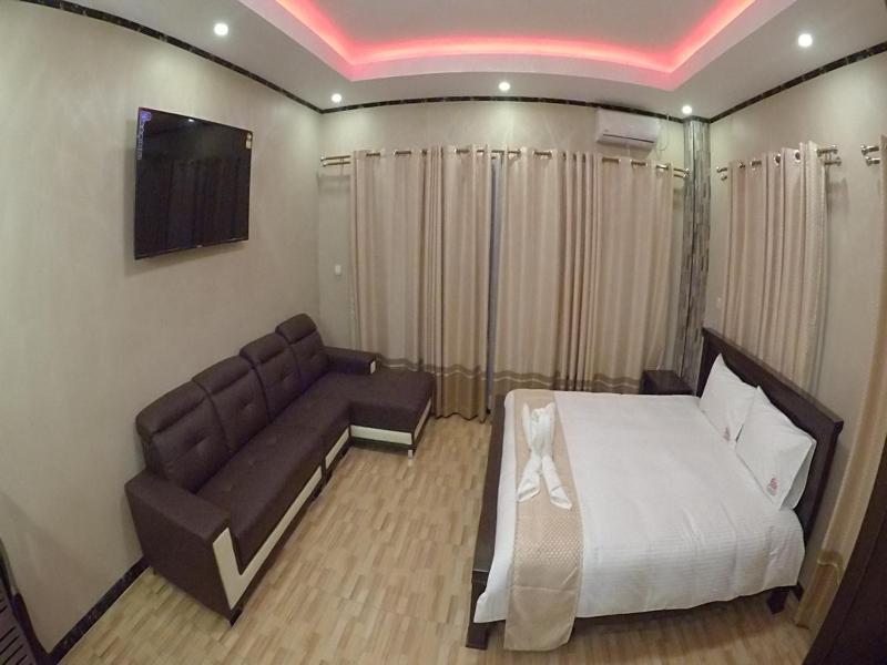 Al - Minhaj Service Apartments image