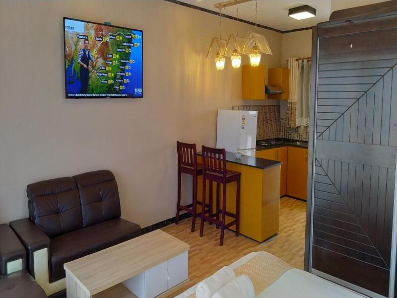 Al - Minhaj Service Apartments image