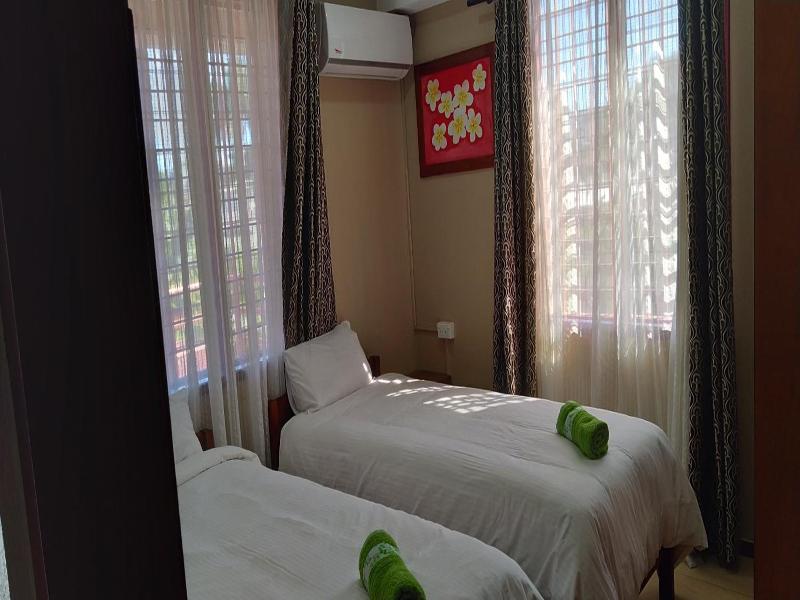 Al - Minhaj Service Apartments image
