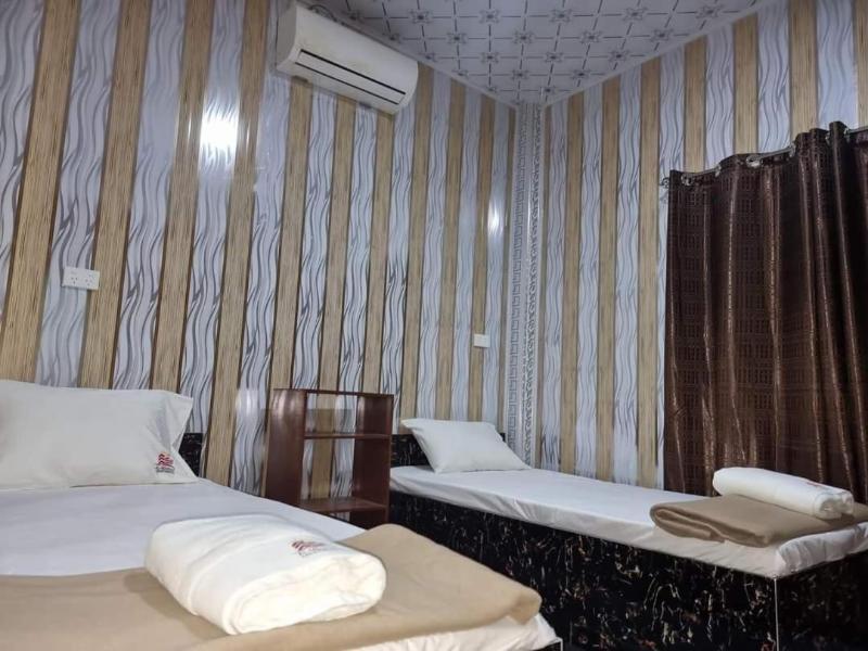 Al - Minhaj Service Apartments image