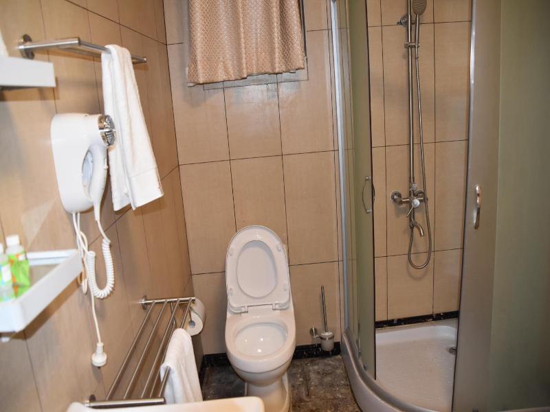 Al - Minhaj Service Apartments image
