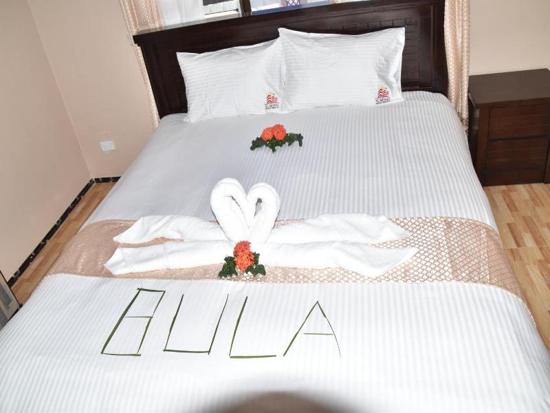 Al - Minhaj Service Apartments image