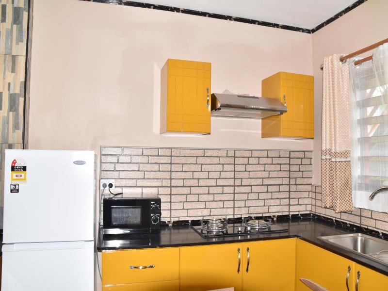 Al - Minhaj Service Apartments image