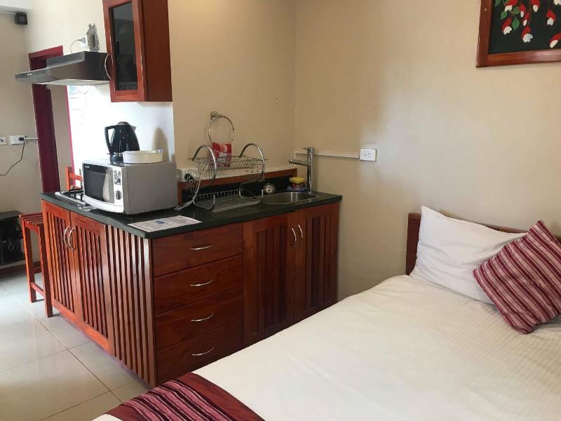 Al - Minhaj Service Apartments image