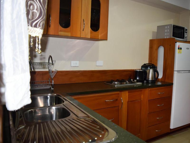Al - Minhaj Service Apartments image