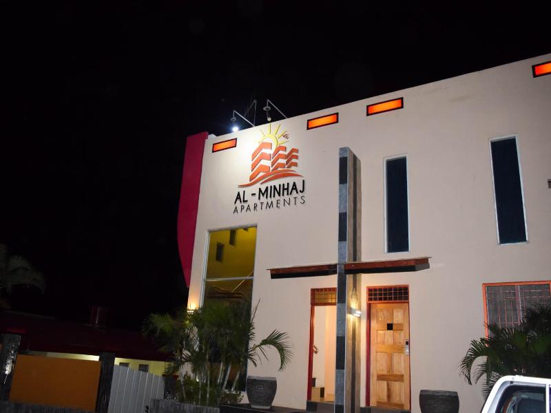Al - Minhaj Service Apartments image
