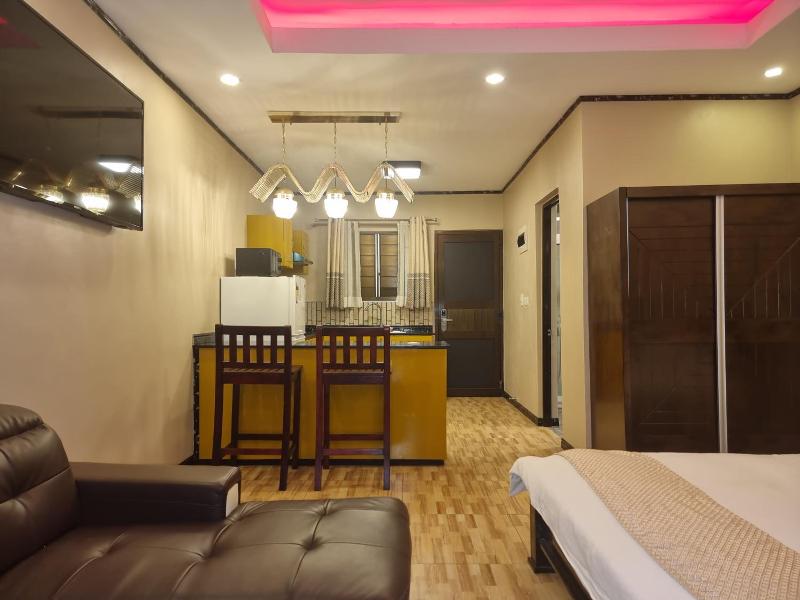 Al - Minhaj Service Apartments image