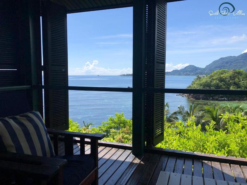 South Point Villas Cerf Island image