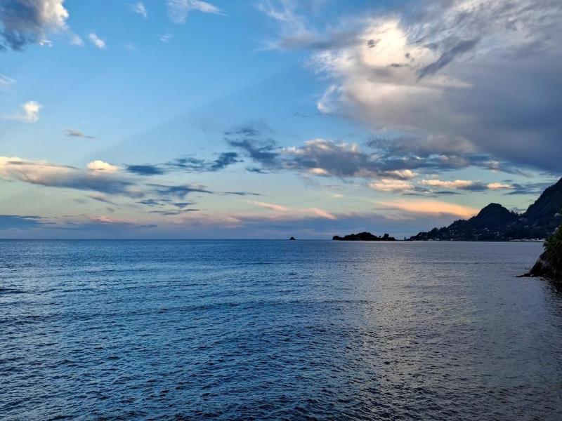 South Point Villas Cerf Island image