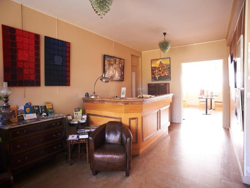 Hotel La Longue Vue image