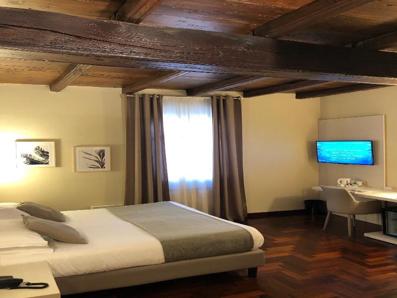 Hotel Boutique Antiche Mura image