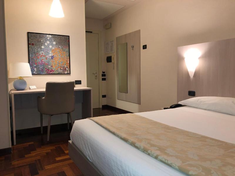 Hotel Boutique Antiche Mura image
