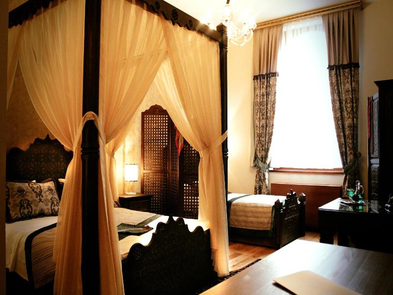 Isa Begov Hamam Hotel image