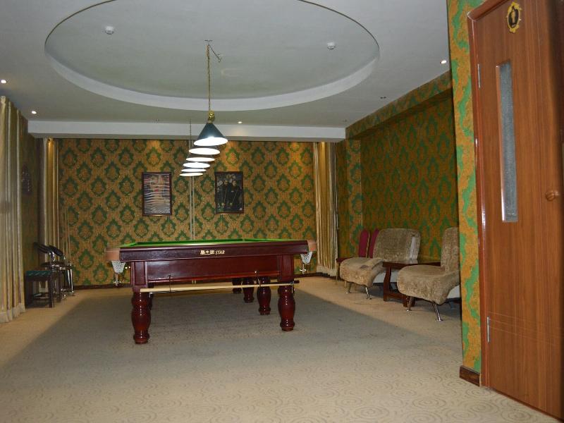 Land Hotel image