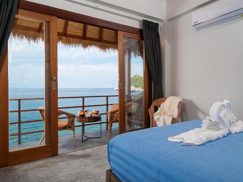 Cape Shark Villas image