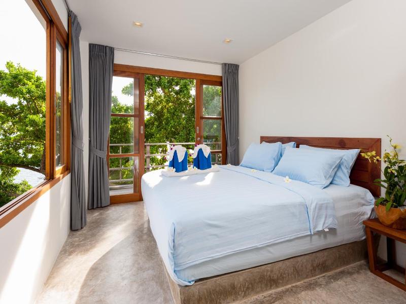 Cape Shark Villas image