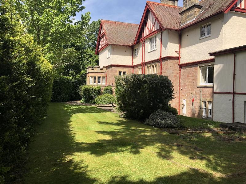 Rossal House Apartments image