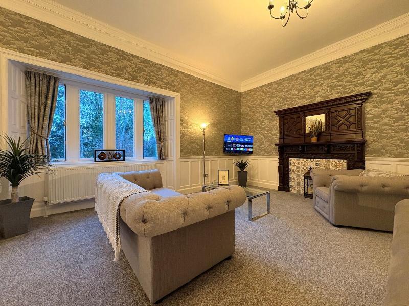 Rossal House Apartments image
