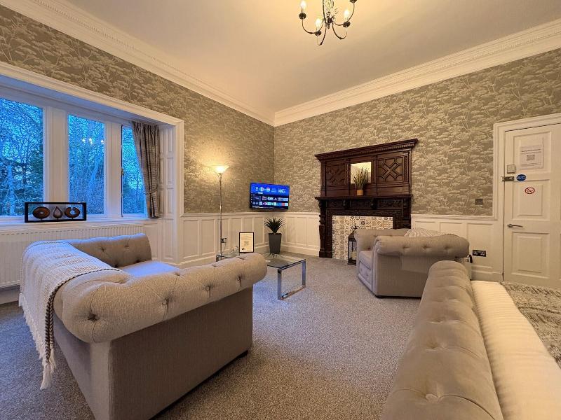 Rossal House Apartments image