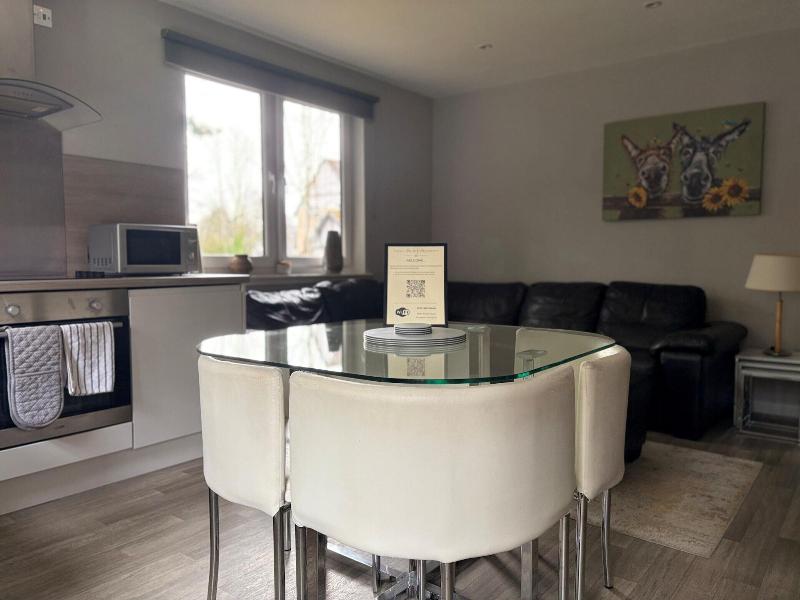 Rossal House Apartments image