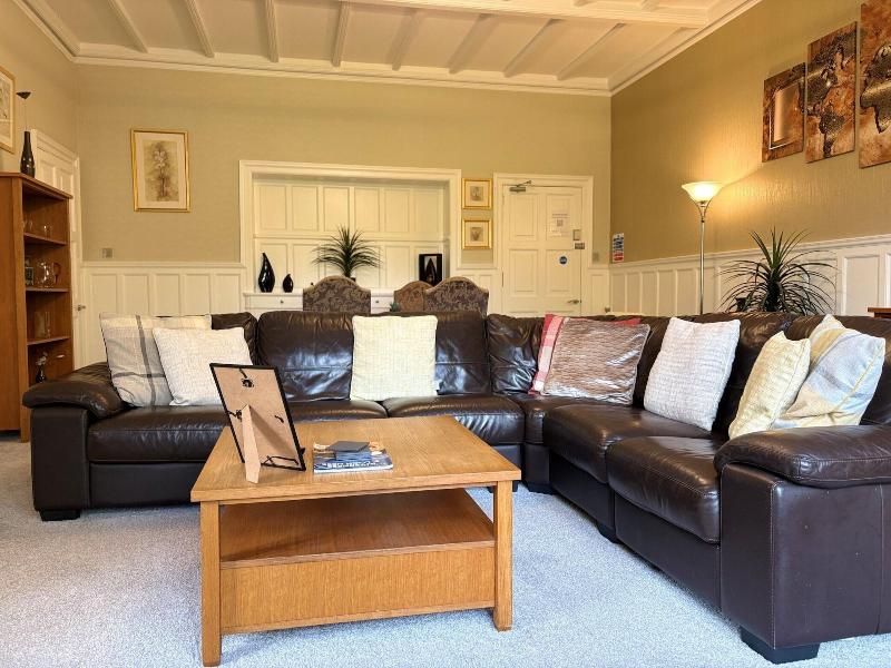 Rossal House Apartments image