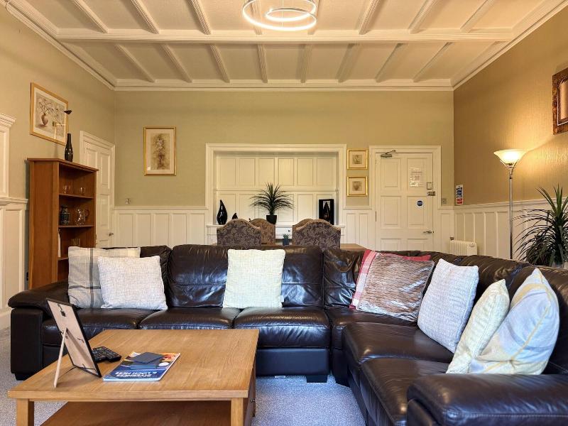 Rossal House Apartments image