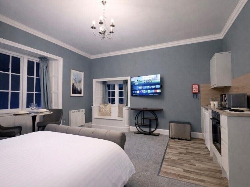 Rossal House Apartments image