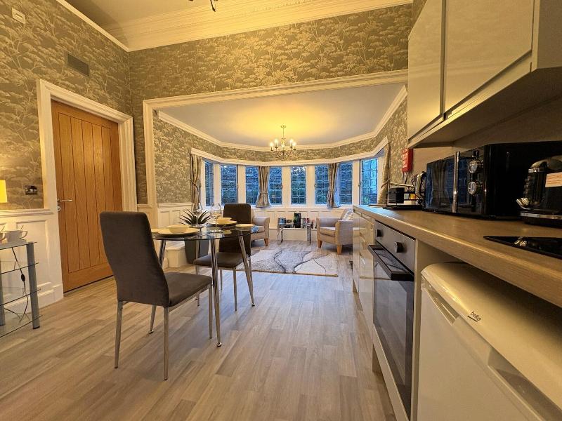 Rossal House Apartments image