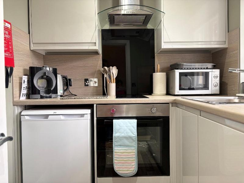 Rossal House Apartments image