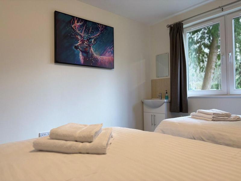 Rossal House Apartments image