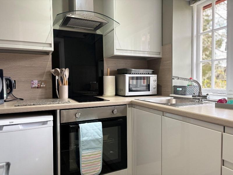 Rossal House Apartments image