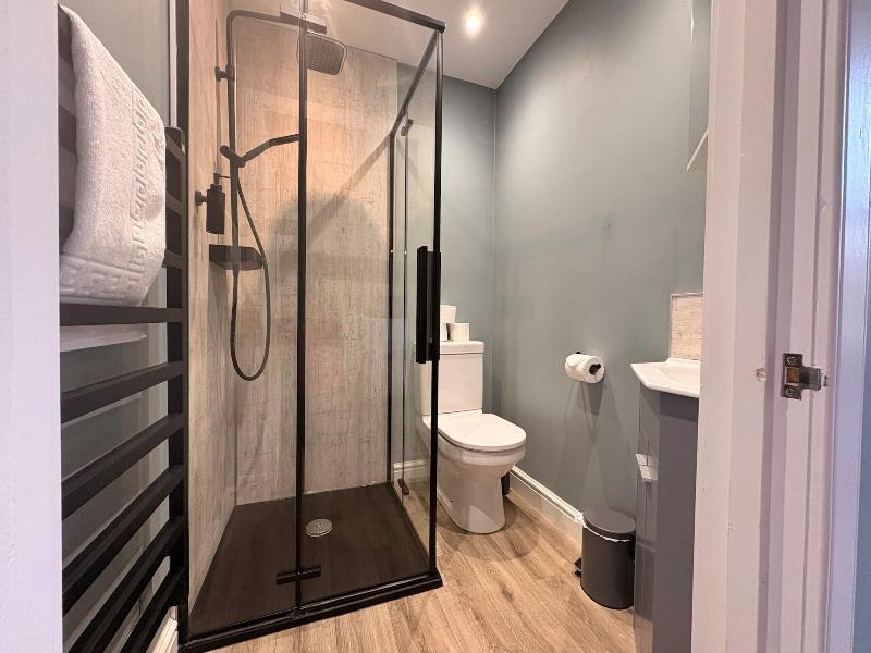 Rossal House Apartments image