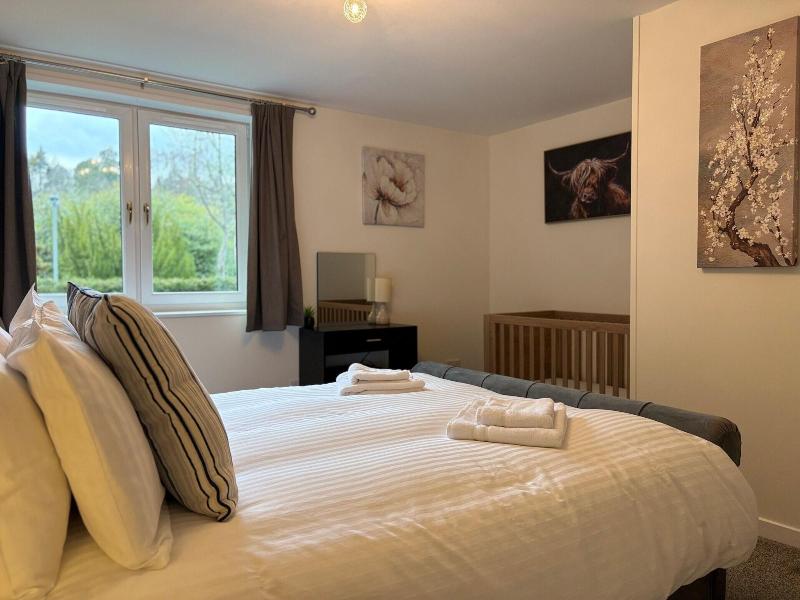 Rossal House Apartments image